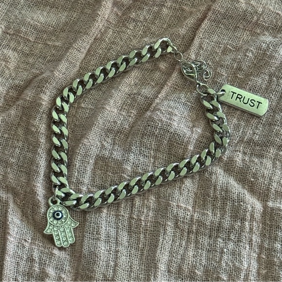 Jewelry - Silver Chain Bracelet with Hamsa Charm